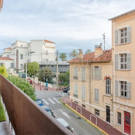 Apartment Close To The Train Station And The Palais *
