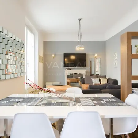 Апартаменты Apartment Close To The Train Station And The Palais Канны